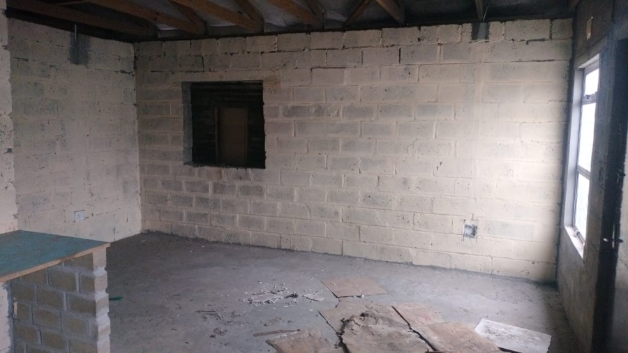  Bedroom Property for Sale in Lavender Hill Western Cape